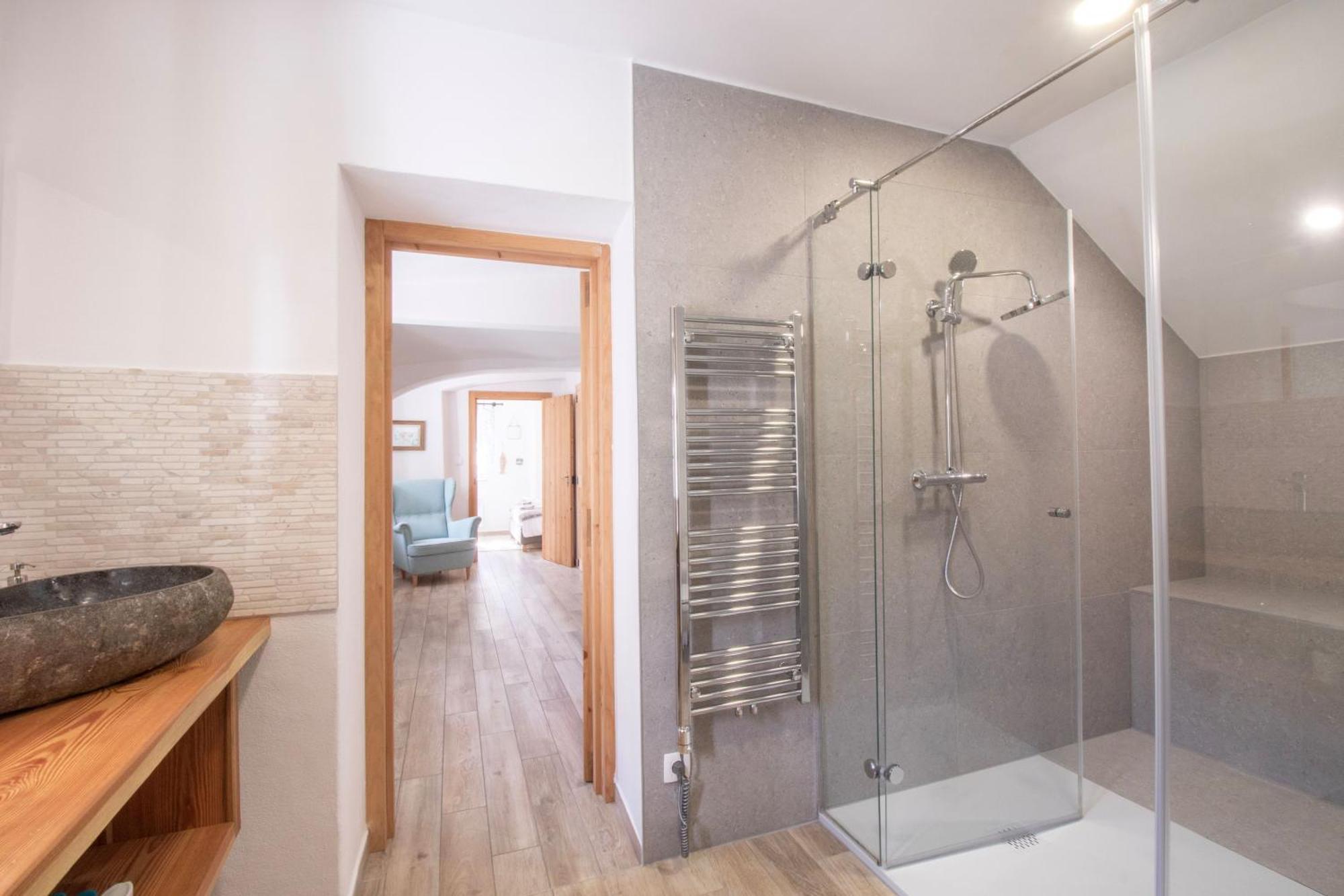 House Bella Apartment โบฮินิสกา เบลา ภายนอก รูปภาพ