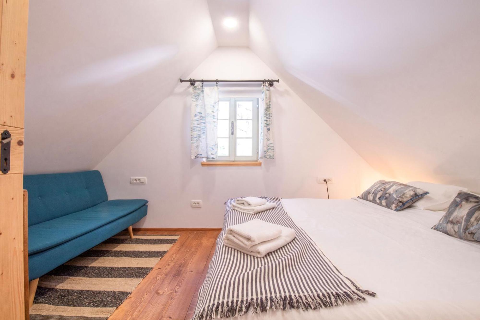 House Bella Apartment โบฮินิสกา เบลา ภายนอก รูปภาพ